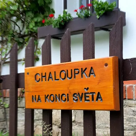 Chaloupka Na Konci Světa * Raskov