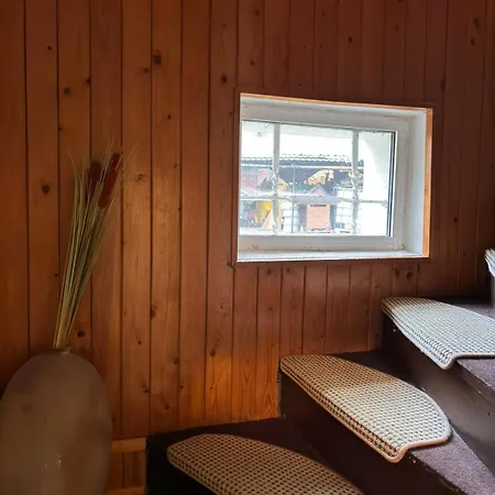 Feriehus Chaloupka Na Konci Sveta