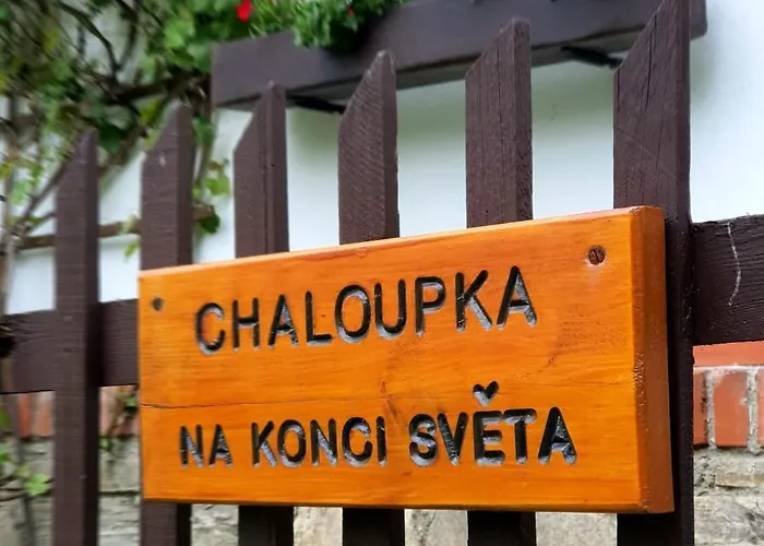 Chaloupka Na Konci Sveta * Raskov